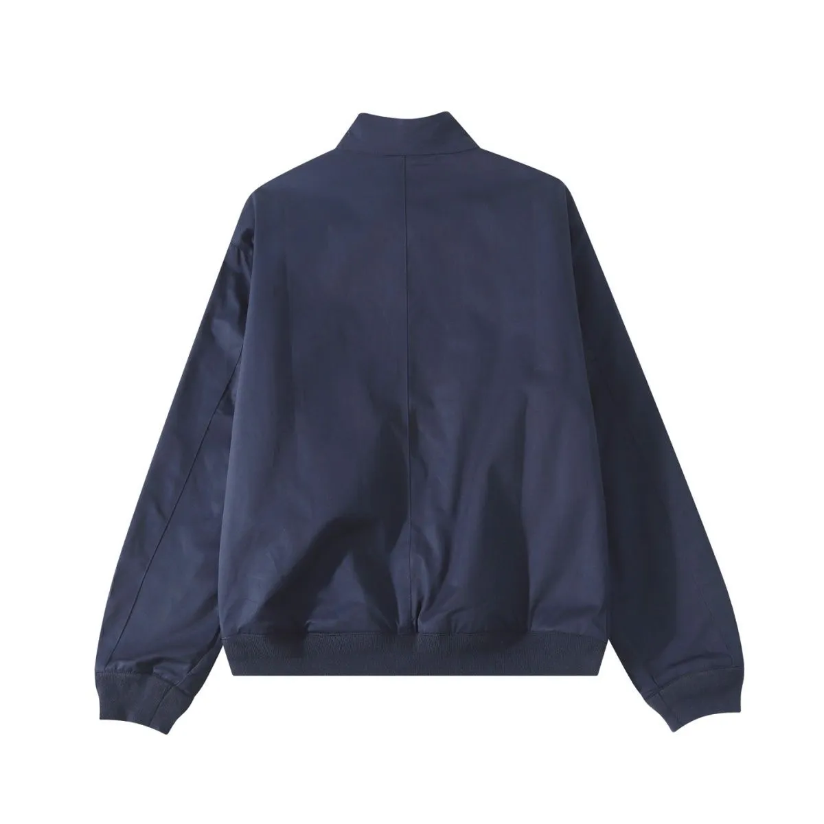 P306 💰Ralph Lauren/Ralph Lauren American vintage classic lapel old cadre retro jacket. Classic design. Timeless classic. The cotton fabric is thick and wide, showing a sense of vintage. The collar and cuffs are decorated with colorful plaid. It looks good on both men and women. Wear it as comfortable as you want. It focuses on relaxed retro YYDS. One piece for both men and women. An indispensable piece for autumn and winter. The most popular jacket at the moment. One hundred percent cotton twill is thick and thick, ⚠️correctly spaced red and green plaid lining, imported high-density embroidery. The Harrington jacket has a loose fit, is short and fat, and is super versatile. It is a clean fit and is suitable for both men and women. Color: Khaki Navy Black Size: M-XXL Size Length Bust Sleeve Length Shoulder Width M 67 110 61 L 68 114 62 XL 70 118 63 2XL 72 122 64